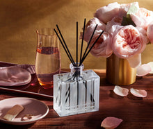 Load image into Gallery viewer, Nest Rose Noir &amp; Oud Reed Diffuser