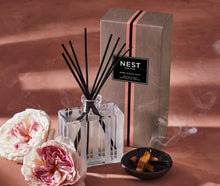 Load image into Gallery viewer, Nest Rose Noir &amp; Oud Reed Diffuser